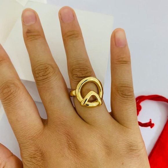 UNO de 50 Gameof3 Ring Gold A unique combination of yellow gold overlapping shap - Picture 2 of 8